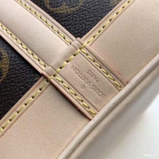 NOE BB VUITTON LOUIS 0427